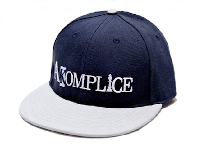 snapback_navy650