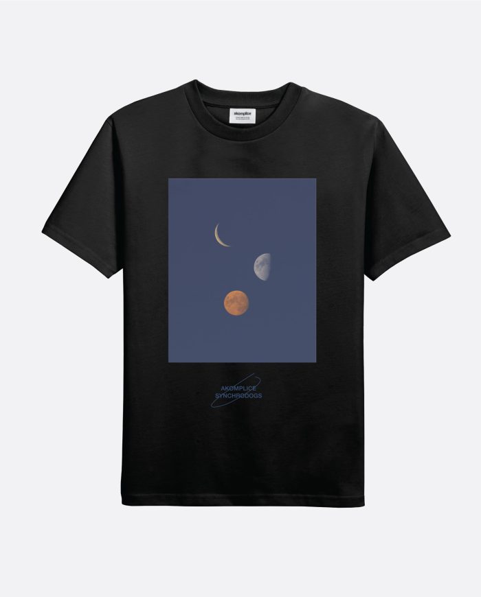 AK X SYNCHRODOGS – DREAMLIKE SHORT SLEEVE